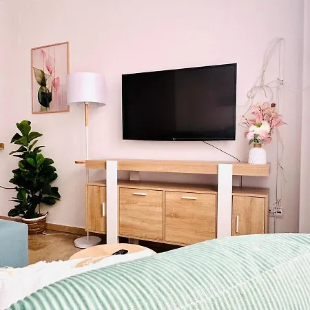 Apartment Abat 2 Cool & Wide Flat Next To The Cathedral *